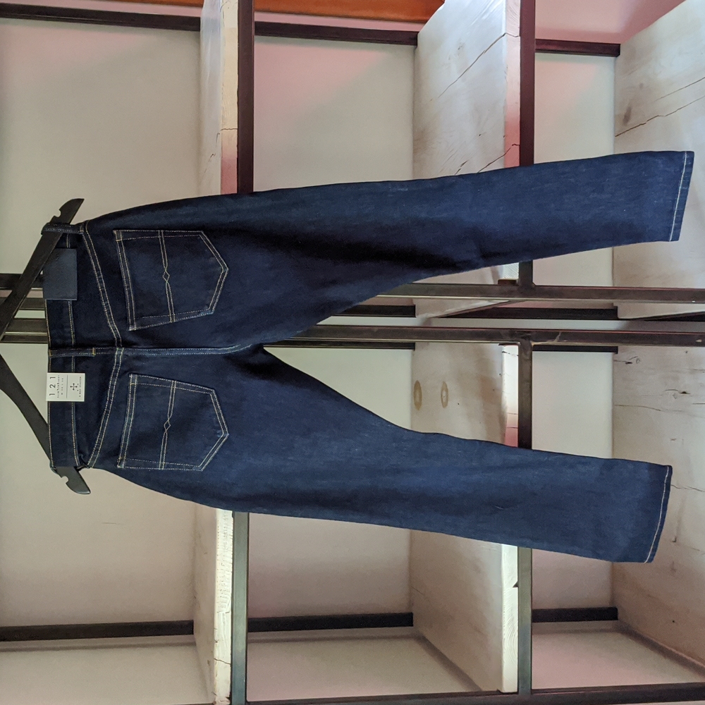 Lucky Brand 121 Slim Straight 28x30